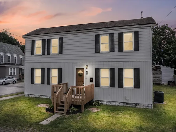 614 5th St, New Brighton, PA 15066