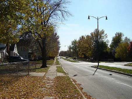 3 bed, 1.5 bath, 1494 sqft, $1,375 — Photo 3