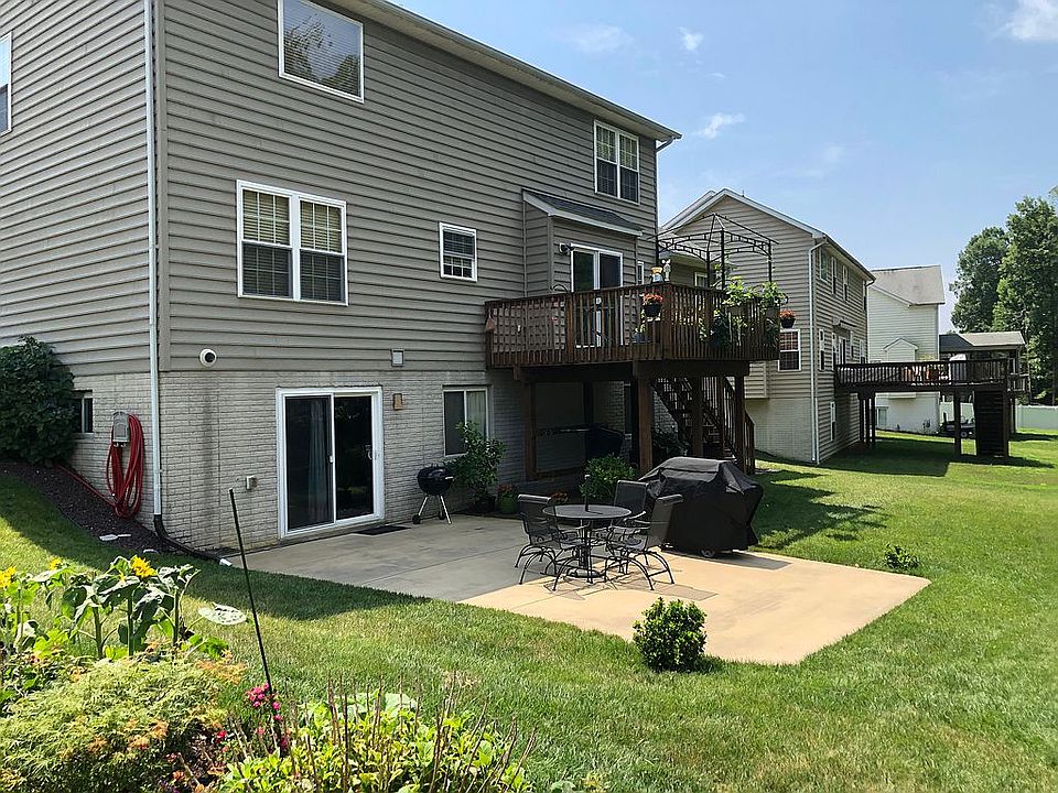 1st image of 20589 Pershing Dr