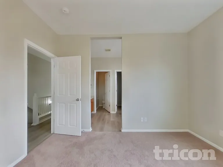 565 Winebrook Way — Photo 8