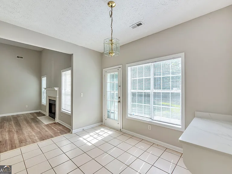 38 Rockport Dr — Photo 7