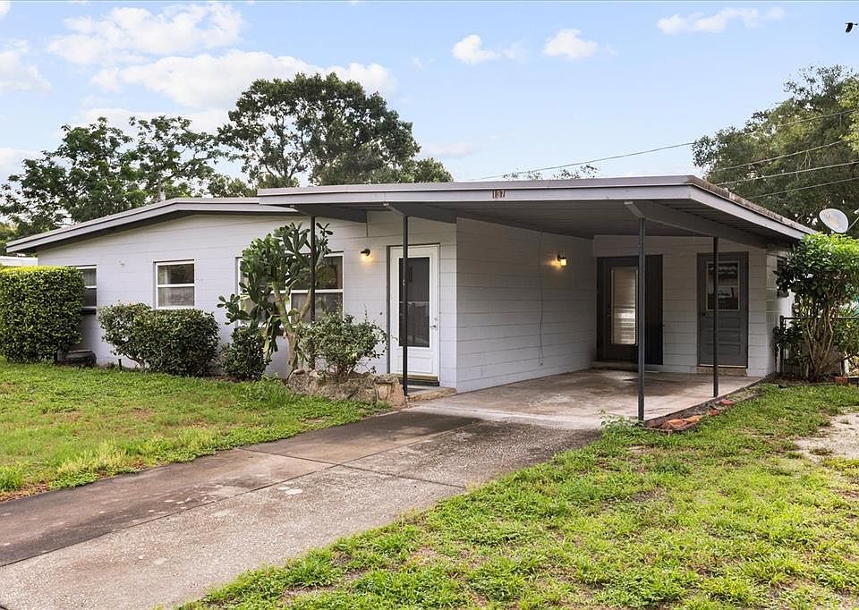1st image of 137 W LAUREN COURT