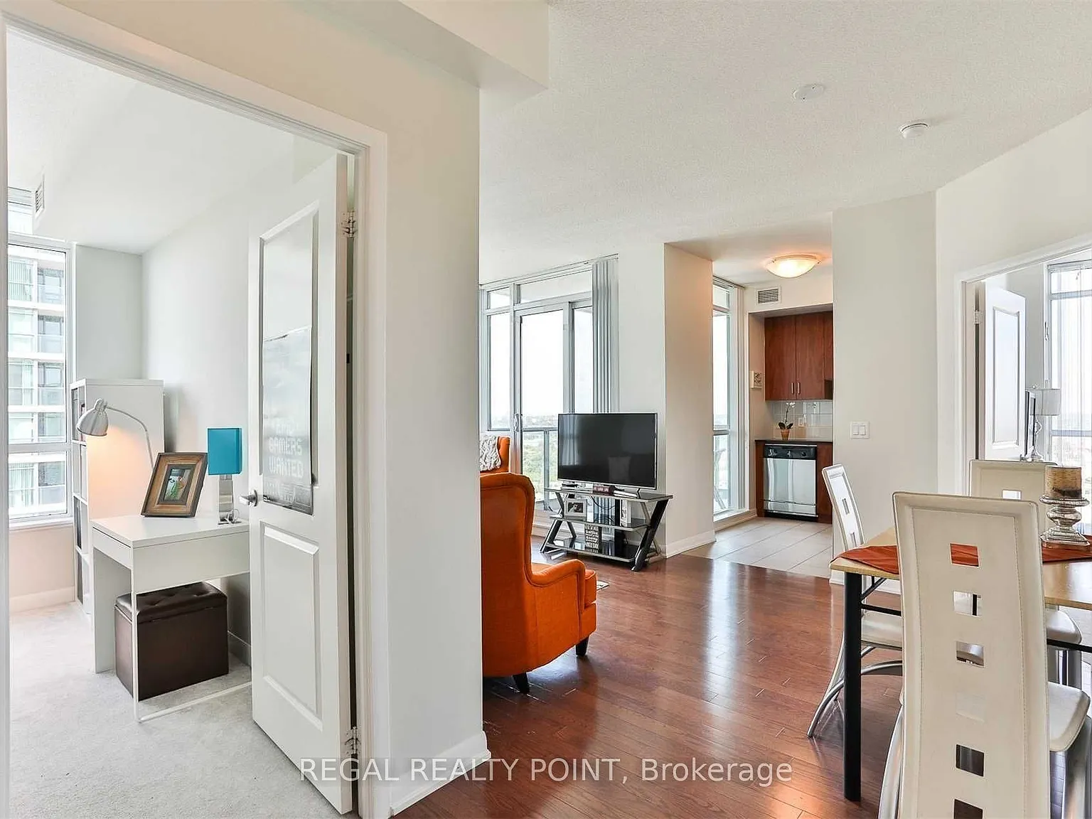 2 bed, $2,750 — Photo 4
