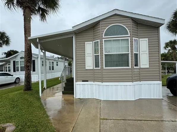 1125 Feather Ln, Bowling Green, FL 33834