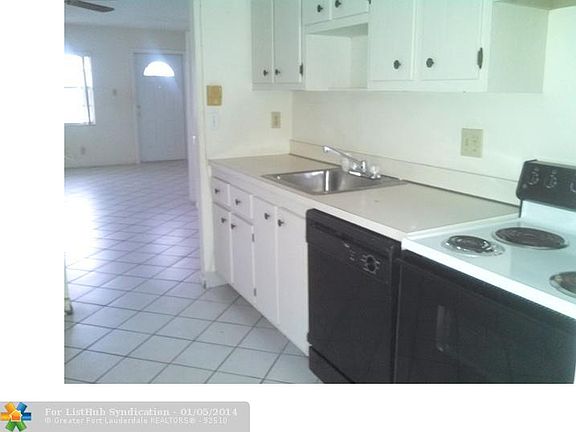 4th image of 7855 W Atlantic Blvd APT 105