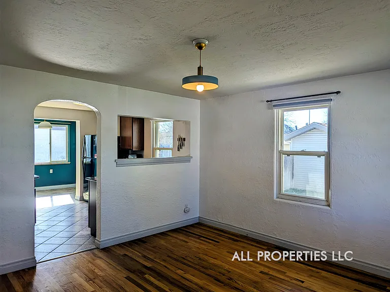4544 S Grant St — Photo 7