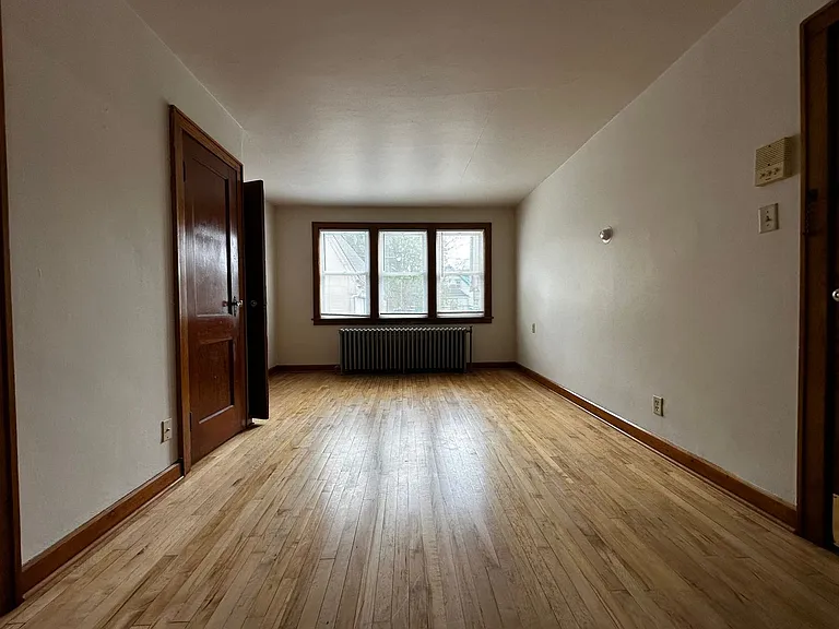 822 Pine St — Photo 26
