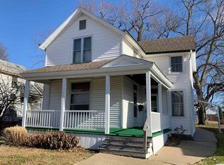 1328 N 9th St, Quincy, IL 62301