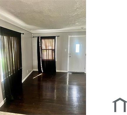 1st image of 18262 Gilchrist St