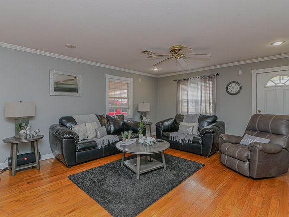 3rd image of 5105 Walcott Rd