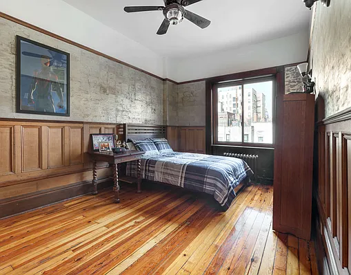 Sold by Compass | media 10