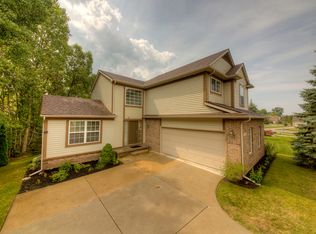 7940 Shire Ln, Ypsilanti, MI