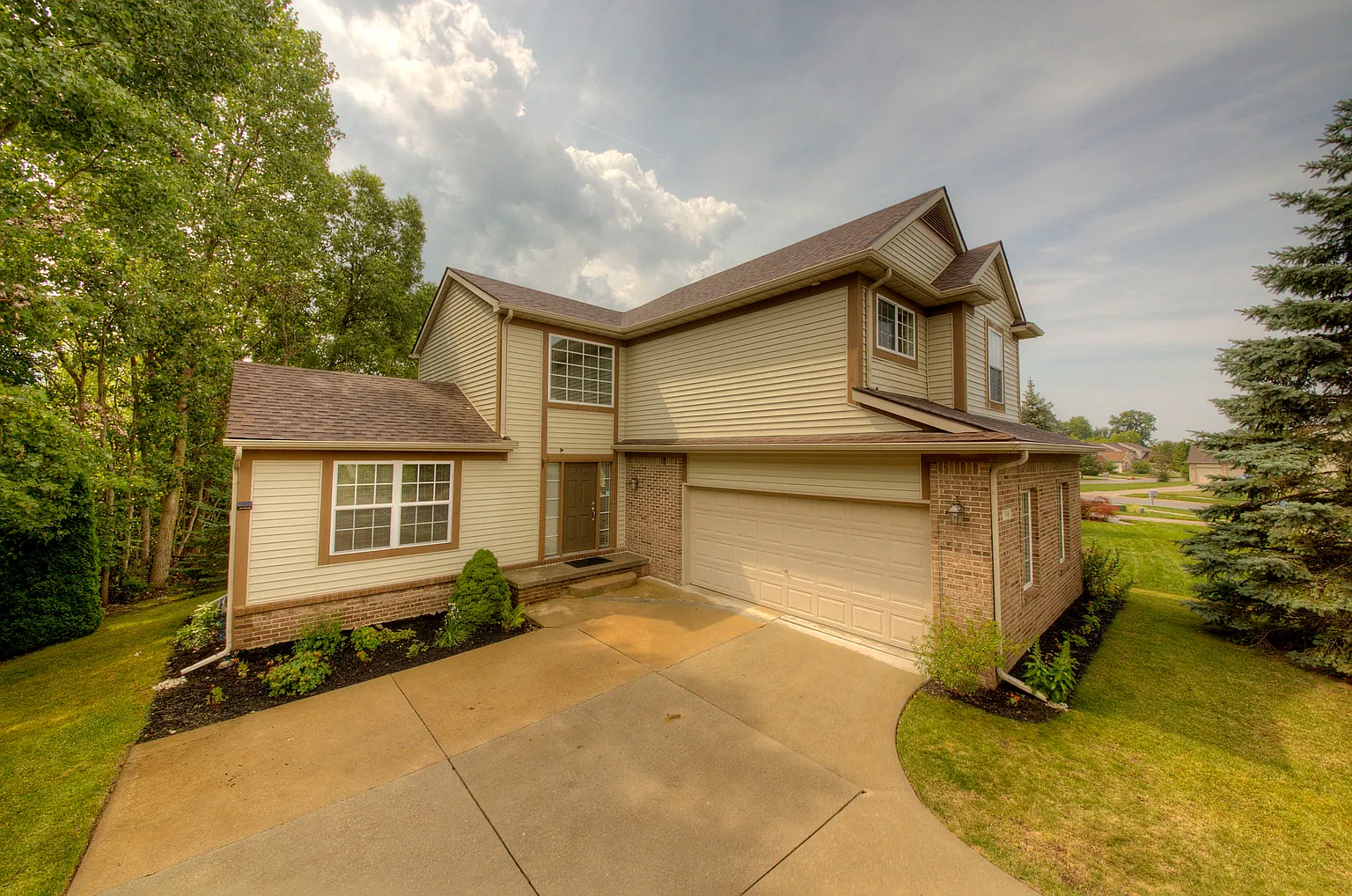 7940 Shire Ln photo 1