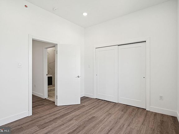 5th image of 5164 Ridge Ave #3