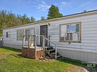 428 N 1st St E, Paul, ID 83347