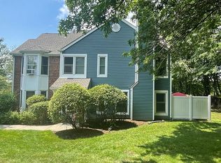 127 Hawthorne Ct, Rockaway, NJ 07866