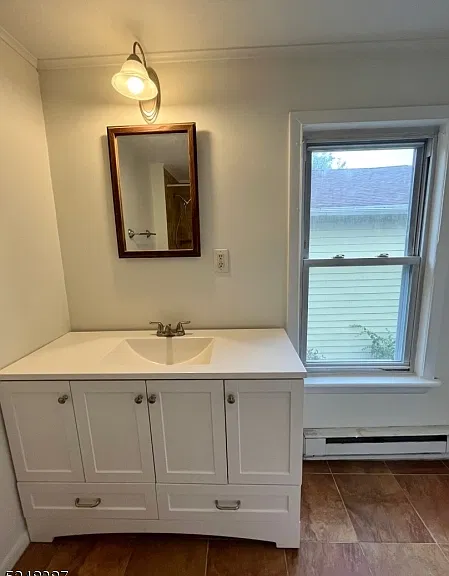 36 Linden Ave #B — Photo 6