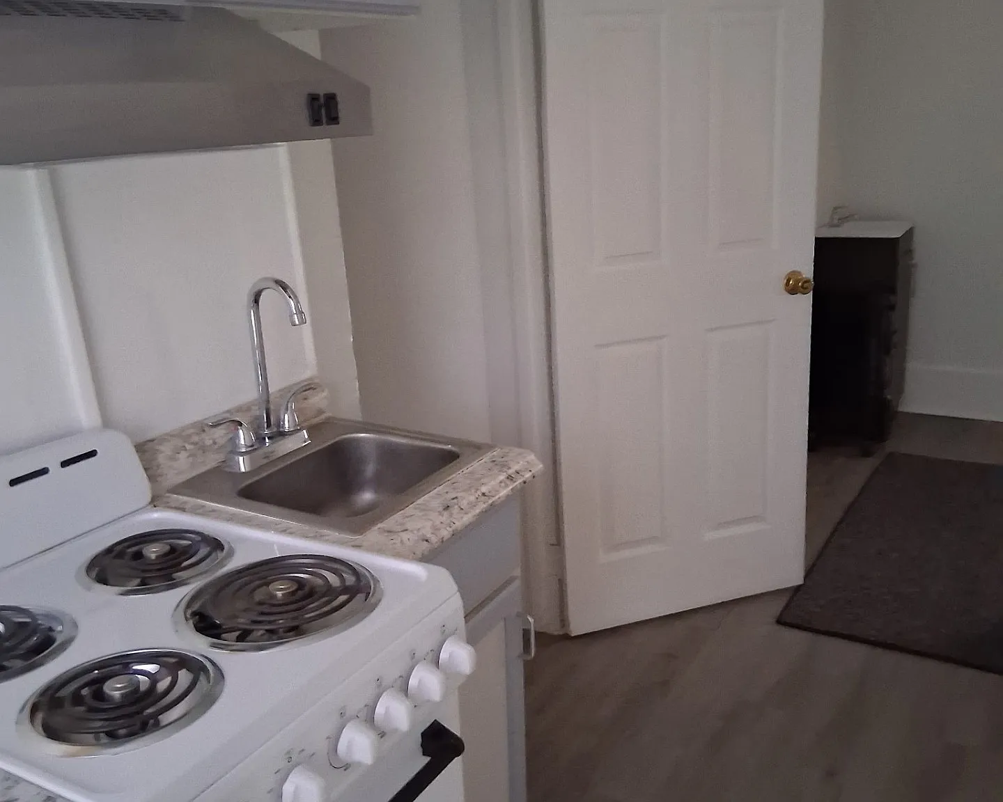 11 Riberia St — Photo 4
