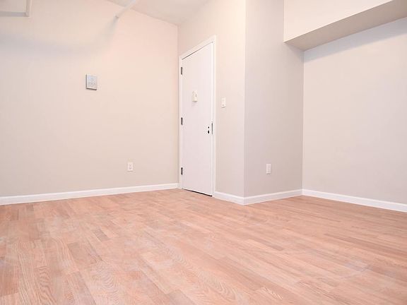 3rd image of 304 W 147th St APT 1B