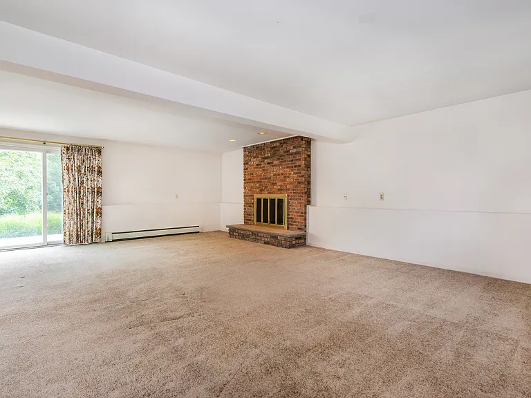 14 Hinchman Ave — Photo 17