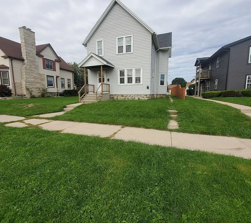 1216 Marquette Avenue-Duplex