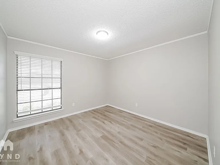 3100 Green Ridge St — Photo 11