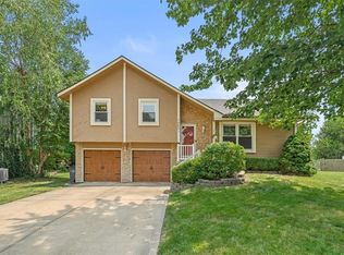 14821 S Alden St, Olathe, KS 66062
