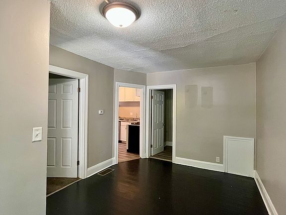 4th image of 559 Charles Ave APT 2