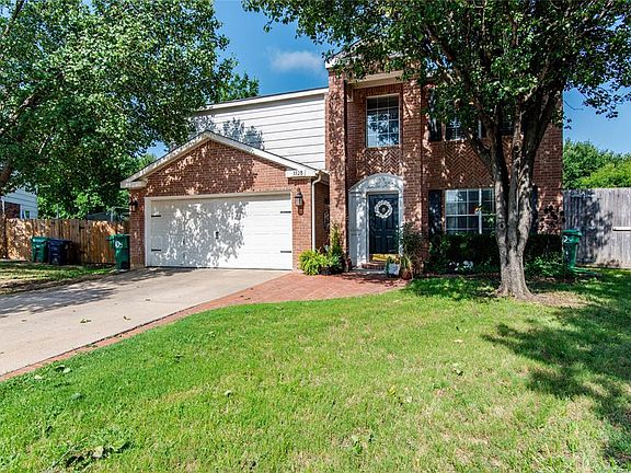 2nd image of 3328 Bent Creek Dr