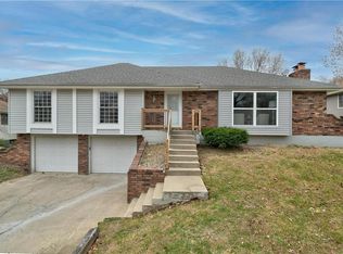 1601 SW Cherokee Strip, Blue Springs, MO 64015