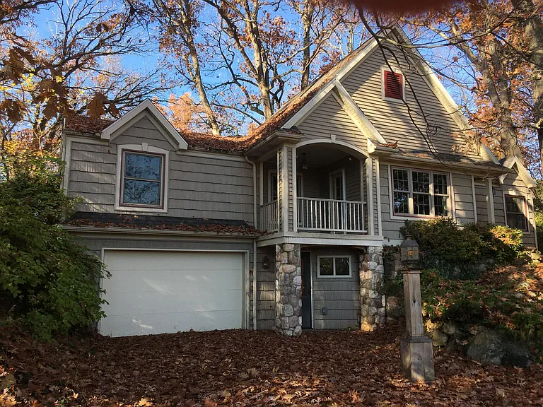 6117 Park Lake Rd — Photo 1