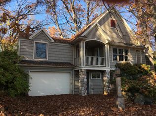 6117 Park Lake Rd, East Lansing, MI 48823