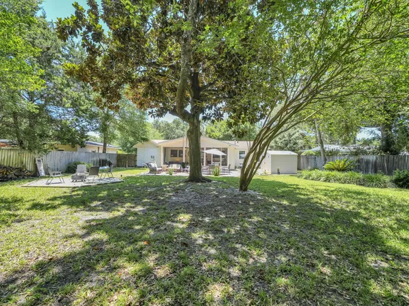 313 Gardner Dr NE, Fort Walton Beach, FL 32548