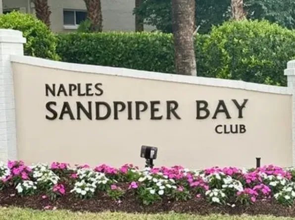 3061 Sandpiper Bay Cir, Naples, FL