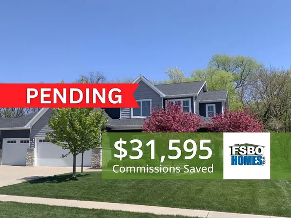 7053 Alvie Ln, Bettendorf, IA 52722