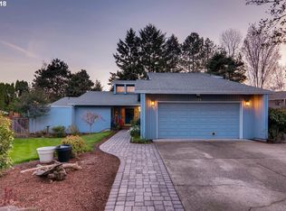 8725 SW Pacer Ct, Beaverton, OR 97008