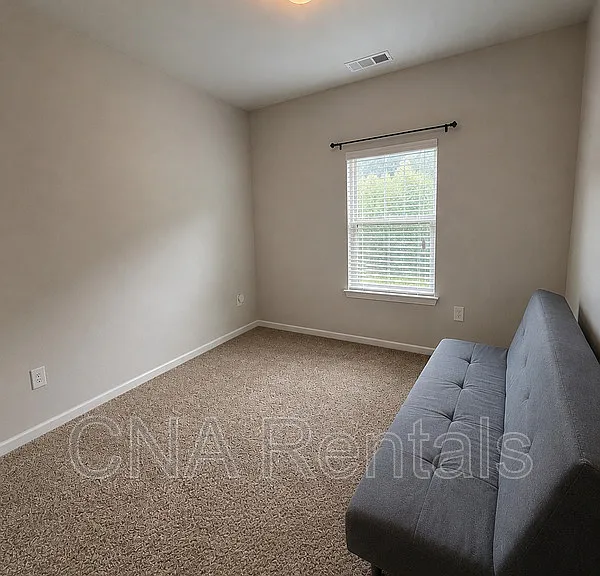 596 Oakside Pl — Photo 8