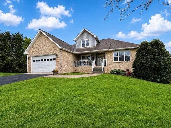 5385 Cougar Trail Rd, Dublin, VA 24084