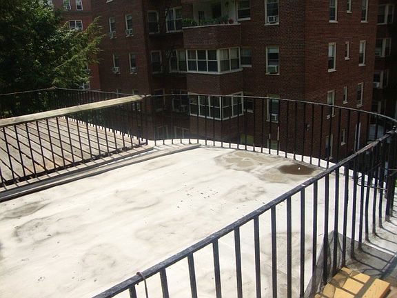 3rd image of 6860 108th St APT 2D