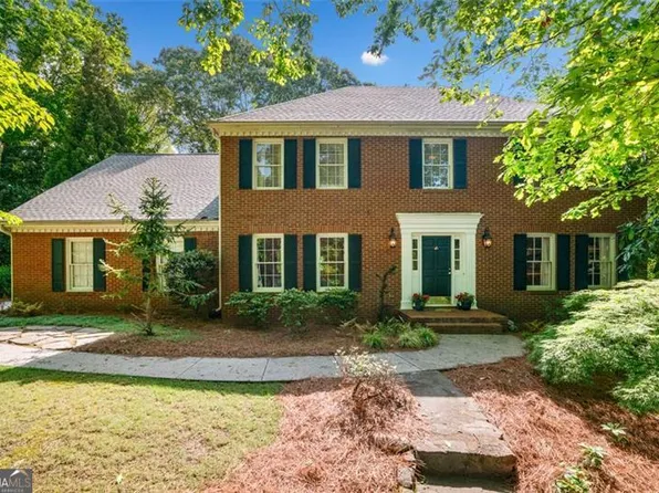 2144 Lamplight Dr, Marietta, GA 30062