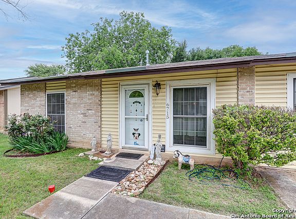 3rd image of 6715 PARADISE OAK DR