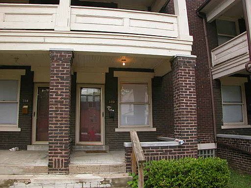 1st image of 320 E 19th Ave