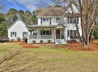 105 Lismore Ct, Tyrone, GA 30290