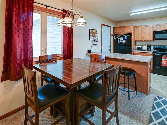 4th image of 1121-1123 Union Road