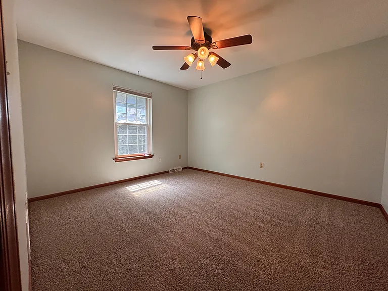 1739 Wendy Ln — Photo 40