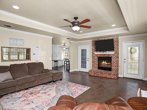 4th image of 330 Lofton Rd