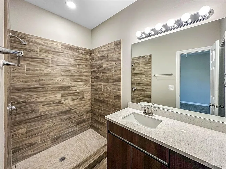 904 Mahala Ave #3 — Photo 9