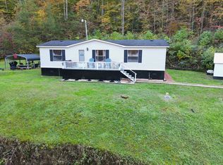 663 Sol Hollow Rd, Manchester, KY 40962