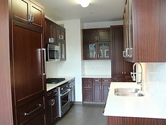 Sold by Sotheby's International Realty | media 23