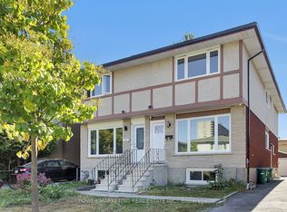 2654 Conn St, Ottawa, ON K2B 7C5